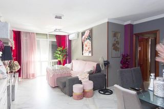 Flat in El Juncal - Vallealto. Piso en el tejar, con tres dormitorios y un baño