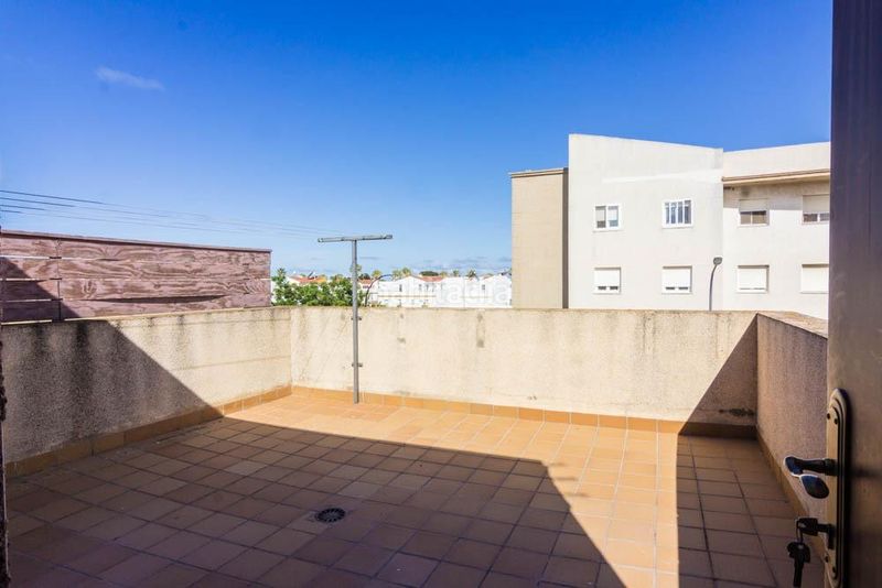 Foto 29d67965-b5dd-4740-b072-bfbe50f65795. Casa adossada a Camposoto - Gallineras San Fernando