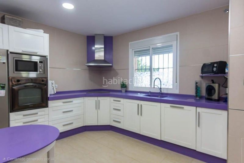 Foto 50136e20-9930-4d9d-896c-672ecd1dd263. Casa adossada a Camposoto - Gallineras San Fernando