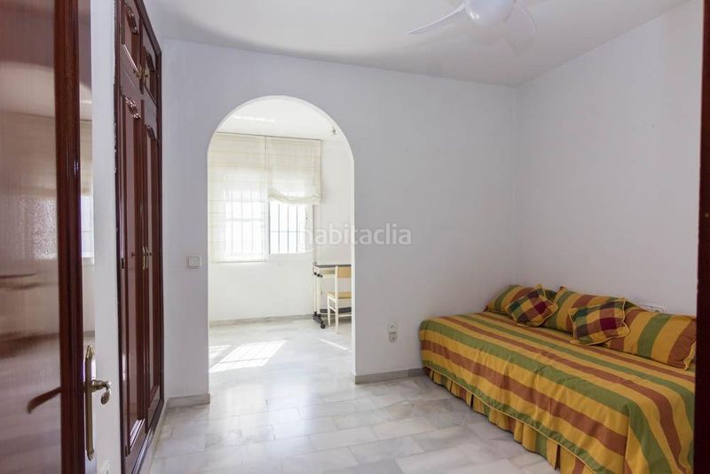 Foto e8ce2108-588c-43d9-822f-ea08c52d23ce. Casa adossada amb aparcament a Crevillet Puerto de Santa María (El)