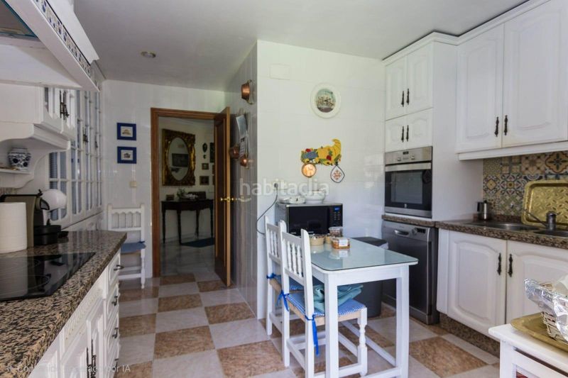 Foto 8f07f189-9a9d-405f-8131-18bb4c63dfad. Casa adossada amb aparcament a El Altillo Jerez de la Frontera