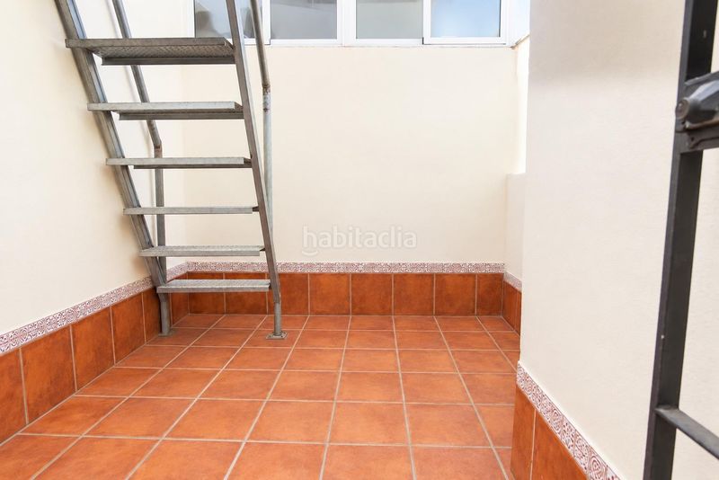 Foto a40eec00-7590-4e81-8348-67a8c3c14e47. Pis amb piscina a Centro Puerto Real
