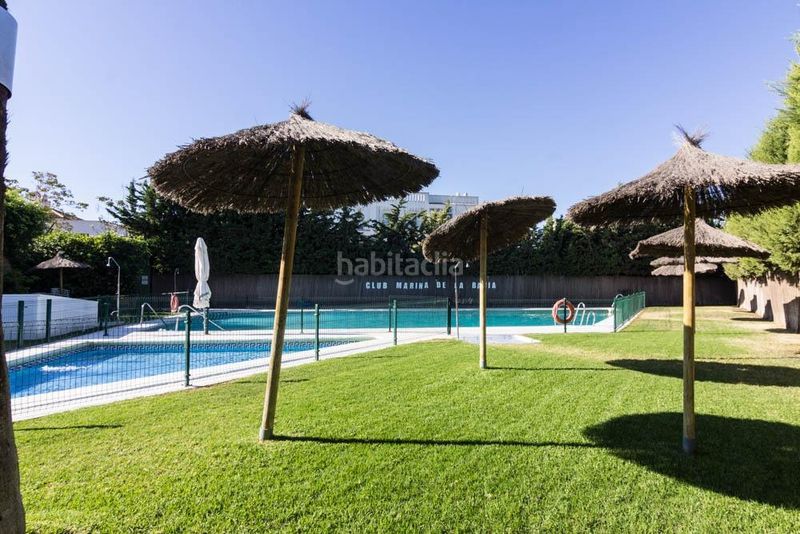 Foto afaf3d88-972a-4c4e-bd34-0f0f111b8ba5. Pis amb piscina a Centro Puerto Real