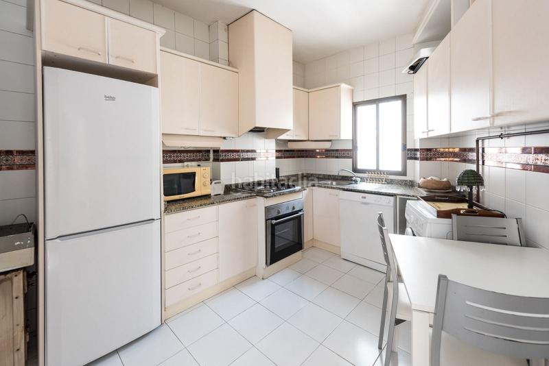 Foto c03a08b0-3afc-4b22-8e2c-dd488b2c3177. Miete zweistöckige wohnung in Ensanche-Diputación Alicante