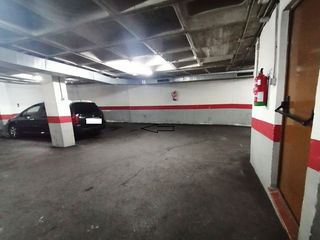 Affitto Posto auto in Calle garcía andreu 41. Coche mediano/pequeño