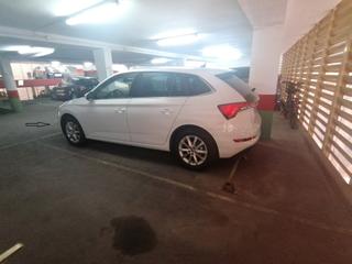 Autoparkplatz in Carrer del cid 10. Plaza de garaje para coche grande/largo y moto