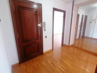 Appartement  Avinguda eusebi sempere. Vivienda de amplias dimensiones y poco pasillo
