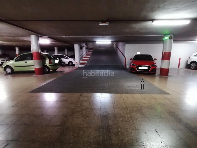 Foto c8ad2af0-3552-4d8a-a0b7-27bd337820d3. Parking coche plaza de garaje cómoda en Ensanche-Diputación Alicante