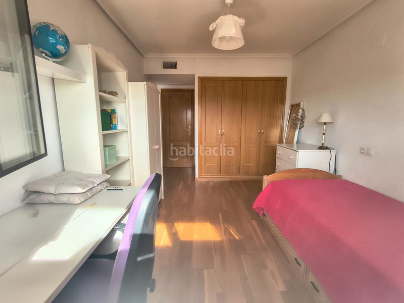 Foto 68a5df5b-d629-4d5d-84ad-bfd54bcac6a8. Rent flat with heating parking pool in Babel Alicante