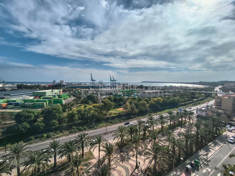 Foto edd2e135-1819-44e0-be1d-5aae218294aa. Rent flat with heating parking pool in Babel Alicante