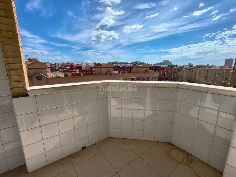 Foto bf6bfc9e-3b8b-4be8-933e-7a477e5c62c4. Pis a calle padre recaredo de los rios 57 a San Blas Alicante