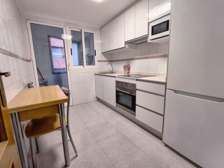 Alquiler Piso en Carrer reis catòlics 10. Recién reformado y céntrico