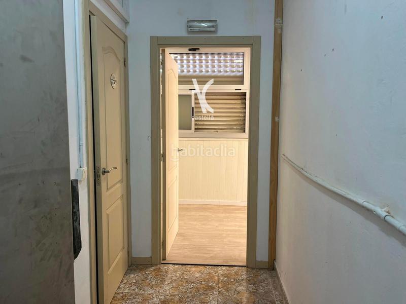 Foto 8a36fd56-c33b-4c97-ac45-ce778ab2f650. Alquiler local comercial en premiá de mar en Banyeres Premià de Mar