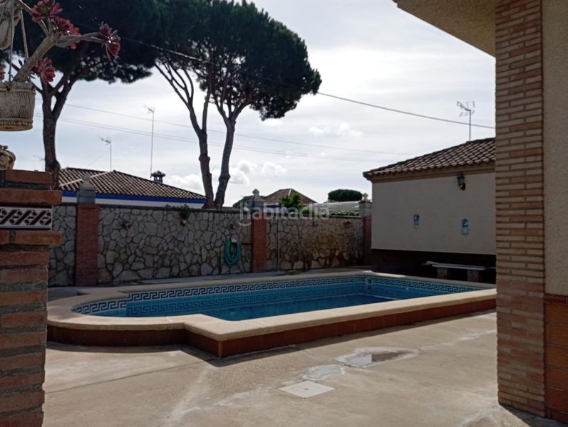 Foto 19f1e9c3-580b-4ece-a13e-8d17f405e697. Xalet amb aparcament piscina a Las Lagunas - Campano Chiclana de la Frontera
