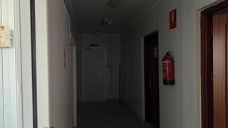 Miete Fabrikhalle in Villanueva Golf. Nave industrial a dos alturas