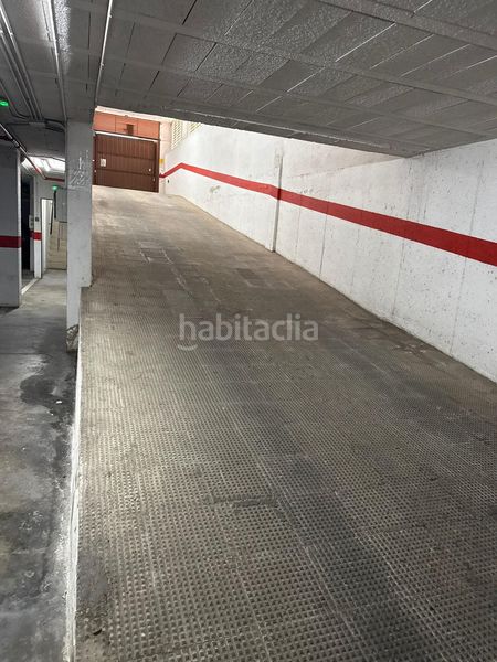 Foto 6601bfc1-9f4e-48c4-a89d-dad95aa9f990. Aparcament cotxe a Centro Puerto Real