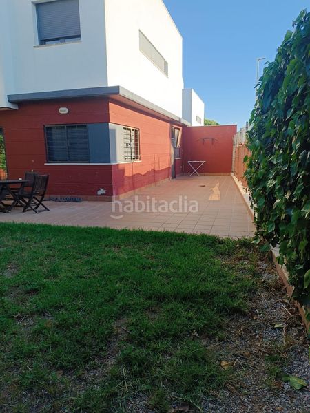Foto de55a83e-9e44-4d74-b712-c49a9b8c920d. Casa adossada amb aparcament a Casines Puerto Real