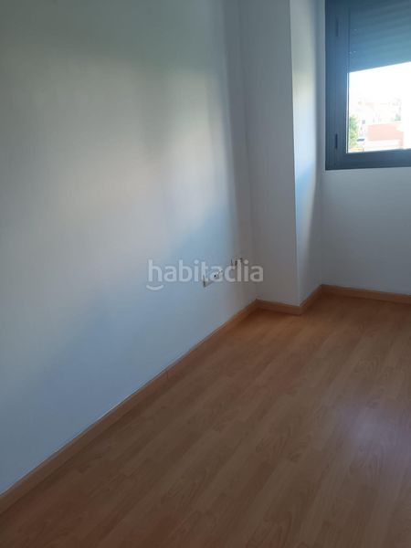 Foto f4cdaf8e-32c1-466e-b2a2-7b1249bf6cc1. Casa adossada amb aparcament a Casines Puerto Real