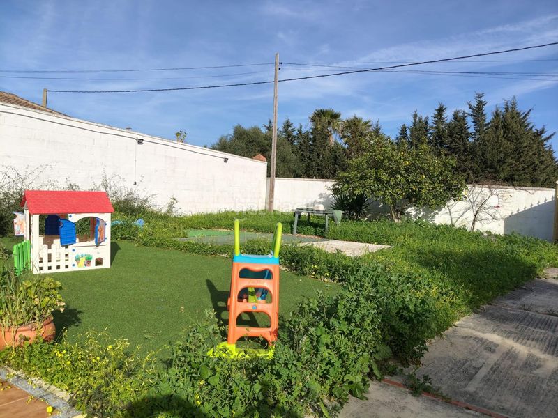 Foto 67b5c969-6877-4118-9bd5-47b4a27f8092. Casa amb aparcament a Los Franceses - La Vega Chiclana de la Frontera