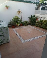 Lloguer Casa adossada a Barriada Río San Pedro. Vivienda unifamiliar alquiler temporadas