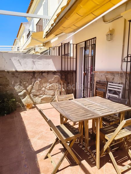 Foto 2a434583-d636-440e-9457-26d7a9c79633. Casa adossada amb aparcament a Las Canteras Puerto Real