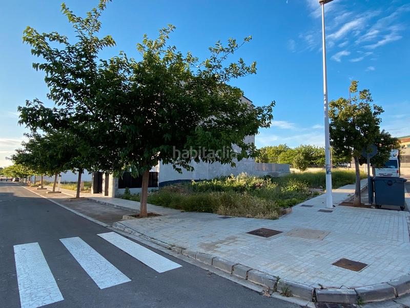 Foto d7ef9ff3-be2a-4463-ad4d-4a209c42eab2. Terreno residencial en calle rosalía de castro 23 en Cheste