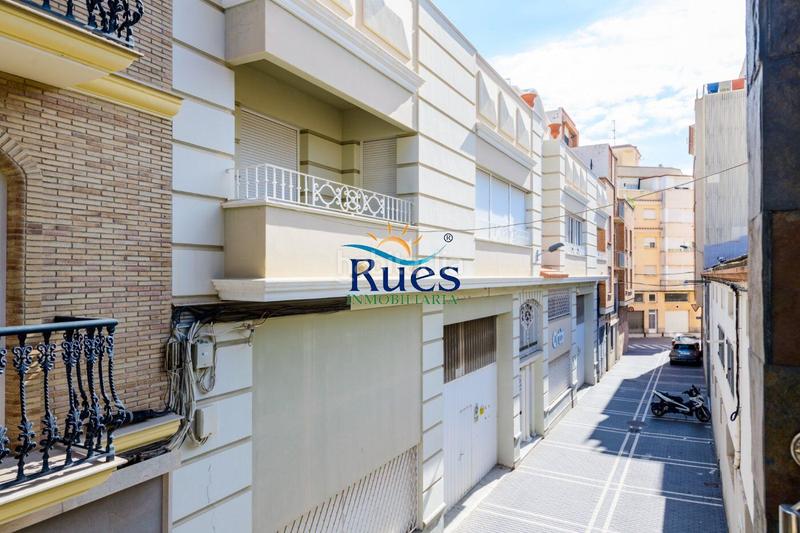 Foto 1abcb5f4-3ab6-4a44-8ba9-c1681ce89f05. Casa amb aparcament a Playa Burriana