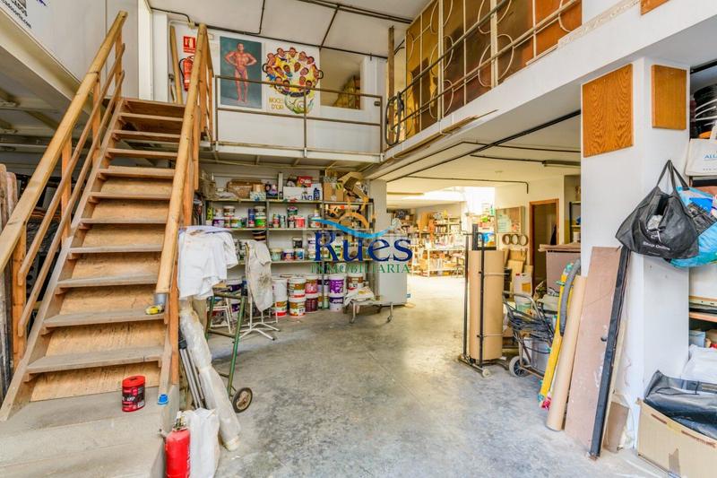 Foto 323967b6-7f31-42b8-a9be-f0719e378b6e. Casa amb aparcament a Playa Burriana