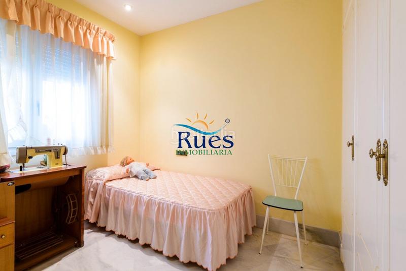 Foto b21346a2-b739-442a-beb8-2e4a0fd3daf9. Casa amb aparcament a Playa Burriana