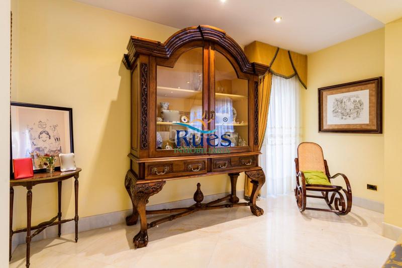 Foto d71109ca-e16d-4b81-8c4c-1bb6f84d1a0e. Casa amb aparcament a Playa Burriana