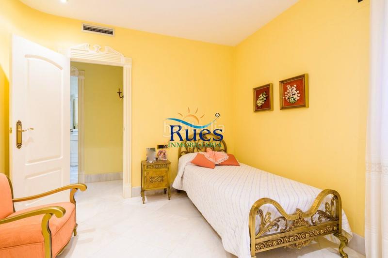 Foto eb758c44-a62c-4523-85ef-5b7085250dc6. Casa amb aparcament a Playa Burriana