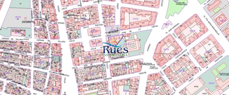 Foto 2e57ec05-a0a1-4174-bf7e-1eb92a94c20d. Autoparkplatz in Plaza Illes Columbretes Castellón de la Plana
