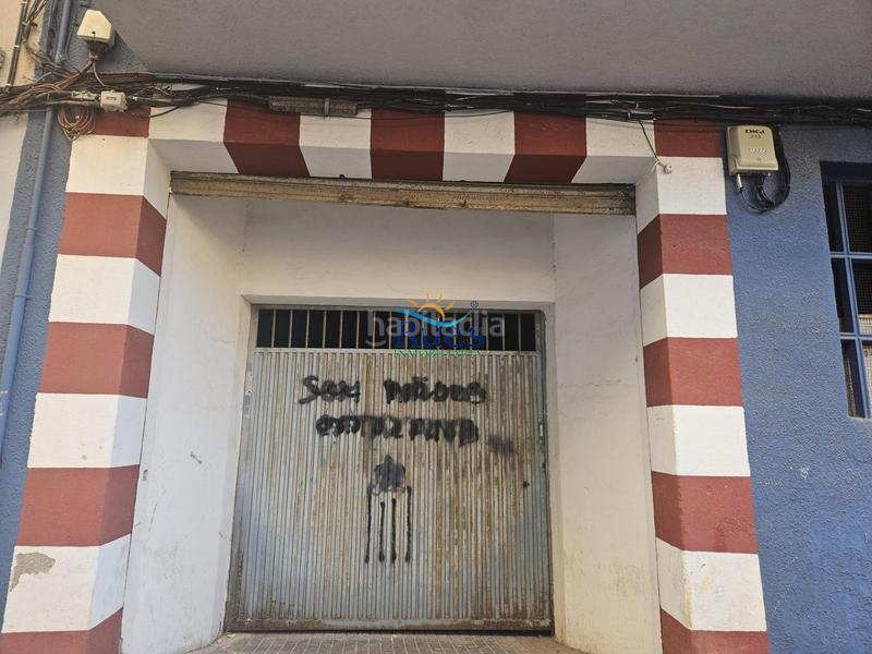 Foto 8b1208ab-9ba3-4539-b8a4-ce62e483a7cf. Autoparkplatz in Plaza Illes Columbretes Castellón de la Plana