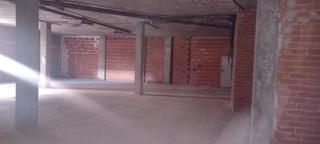 Local Comercial  Carbonaire 11. Amplio local comercial con muchas posibilidades, todo exterior