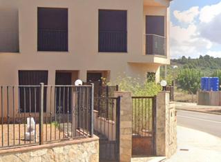 Casa adossada  Calle regall-barona. Adosado nuevo a estrenar en la barona