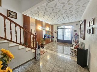 Casa  Calle calle de joaquín costa. Casa en buen estado centrica, en castellon de la plana