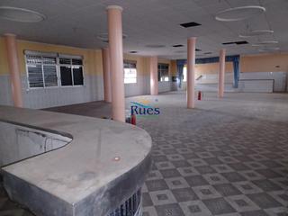 Geschäftsraum in Pau Lledó. Local y vivienda bien ubicado, junto al estadio castalia