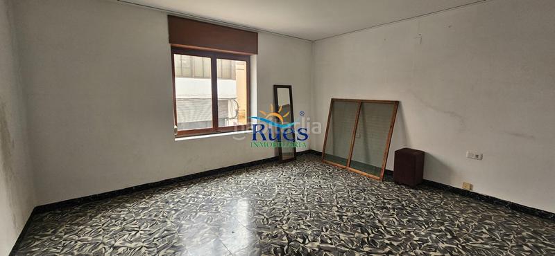 Foto 55e78729-90c3-4e02-971a-2e7d1c9fb2cf. House with heating parking in Centro Almazora / Almassora