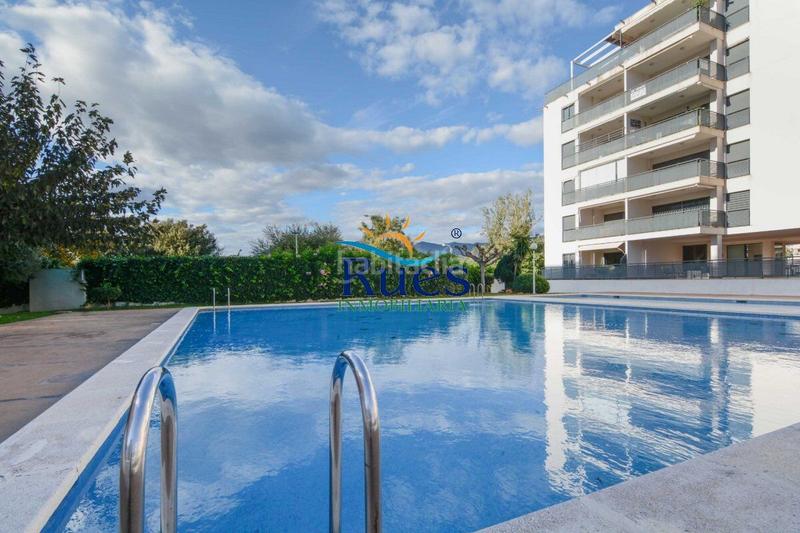 Foto 0517a1e7-40c6-401d-b375-2d0637ec6a78. Dachwohnung mit heizung parking pool in La Curva Benicasim / Benicàssim
