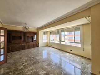 Pis  Plaza el pla. Piso en el centro de burriana de 4 habitaciones