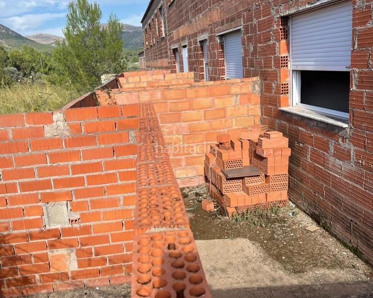 Foto 0771e028-49ba-426e-b93b-5359c212cc22. Edifici a Figueroles