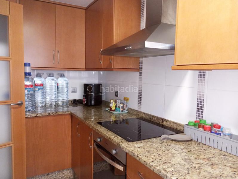 Foto e678ecb8-a965-4fc6-8922-f89cd0e63d00. Piso  en primera linea del mar en Vista Mar Oropesa del Mar