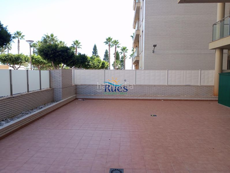 Foto 0c976422-c815-4248-a373-22484ef1af49. Planta baixa amb calefacció aparcament piscina a Oropesa del Mar