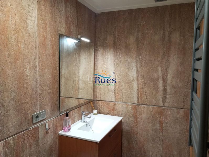Foto ae4a9a7a-2ce0-497f-9301-b20d4ca4bbec. Planta baixa amb calefacció aparcament piscina a Oropesa del Mar