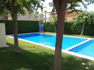 Chalet  Calle racholar. Chalet cerca de la playa en oropesa del mar
