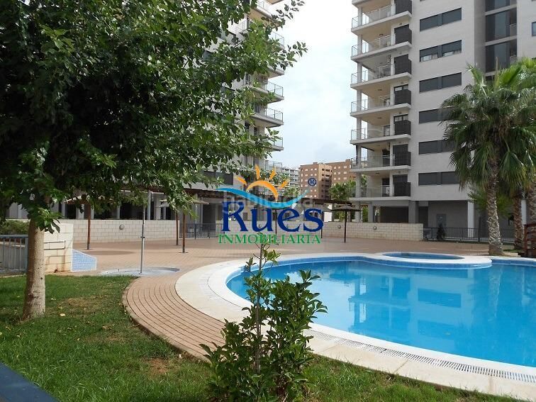 Foto 18bcb665-5987-4997-9865-695fc77c614b. Àtic amb calefacció aparcament piscina a Costa Marfil Oropesa del Mar