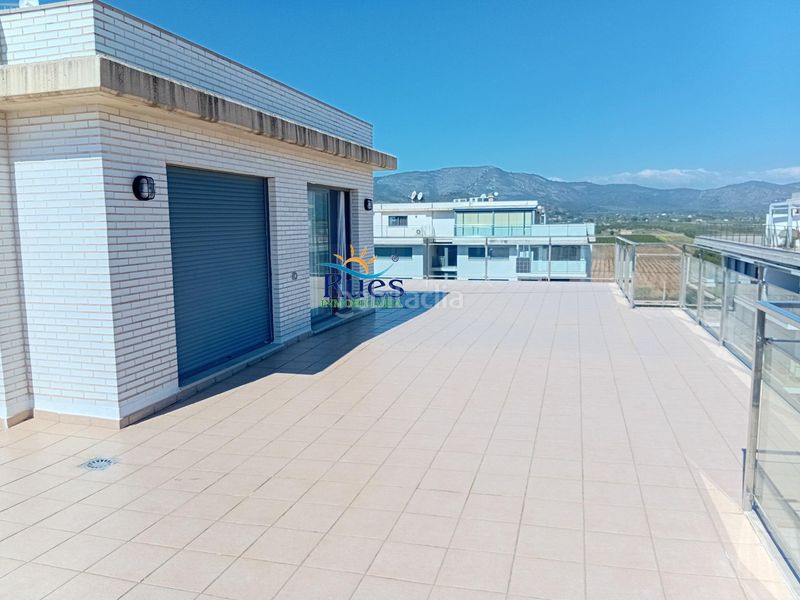 Foto c3d30a92-bf95-4a70-8729-f97a209334d1. Àtic amb calefacció aparcament piscina a Costa Marfil Oropesa del Mar
