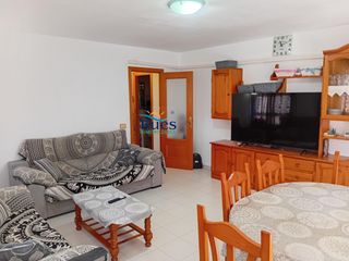 Etagenwohnung  Calle ferran i d antequera. Amplio piso en el corazón de oropesa del mar