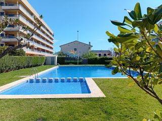 Reihenhaus  Calle xaloc. Elegante adosado en playas de torreblanca