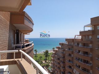 Pis  Calle amplaries. Apartamento con vistas al mar